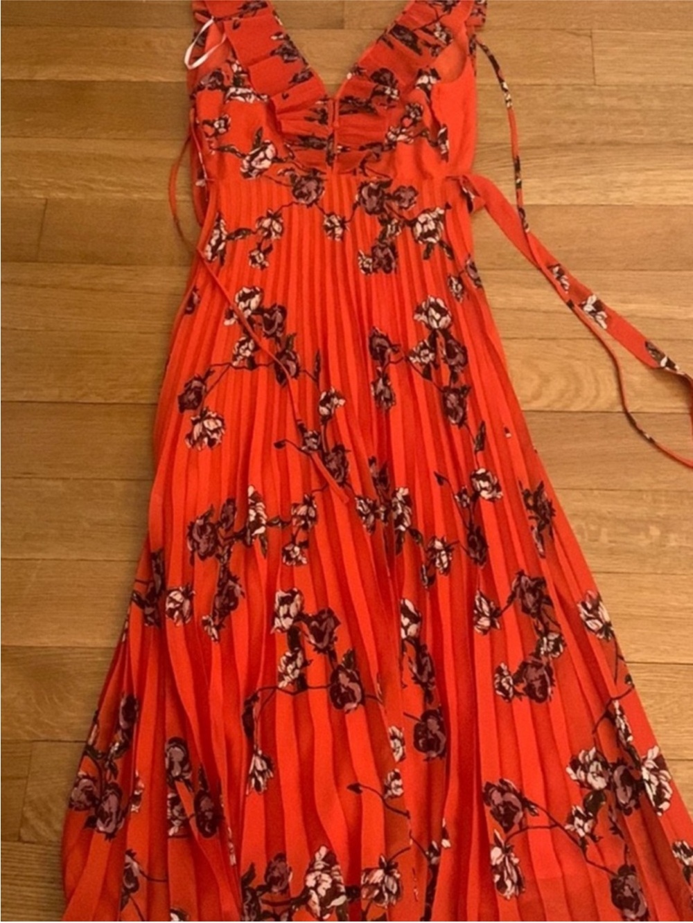 Lulus Red Orange Floral Pleated Chiffon Maxi Dress Open Back Size M - Picture 12 of 13